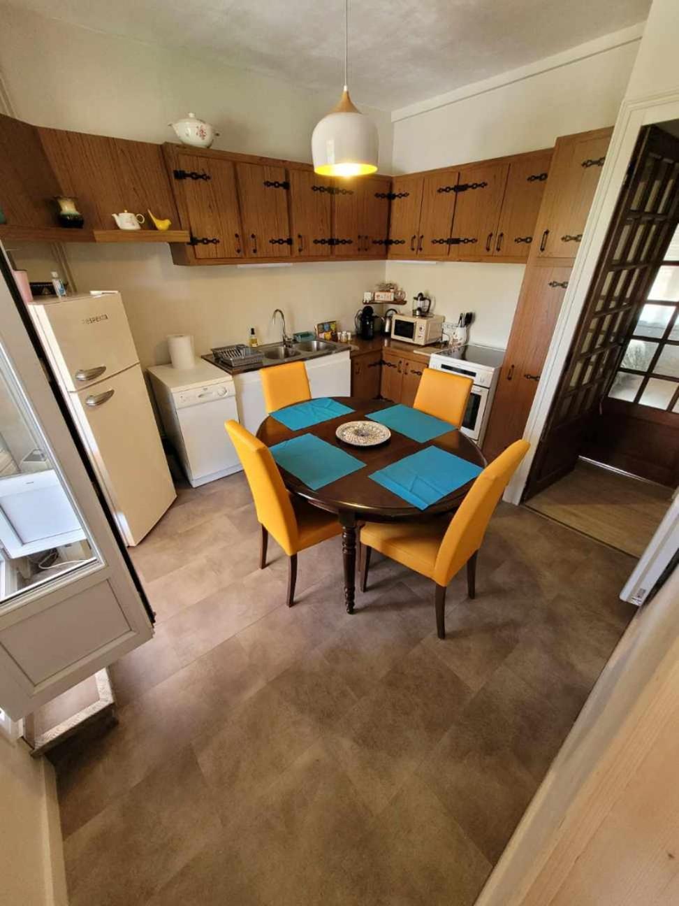 La Salamandre -Appartement Salbris Exterior foto